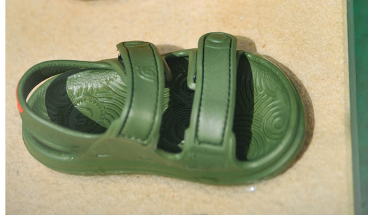 Are Indoor Shoes Bad for Foot Development?